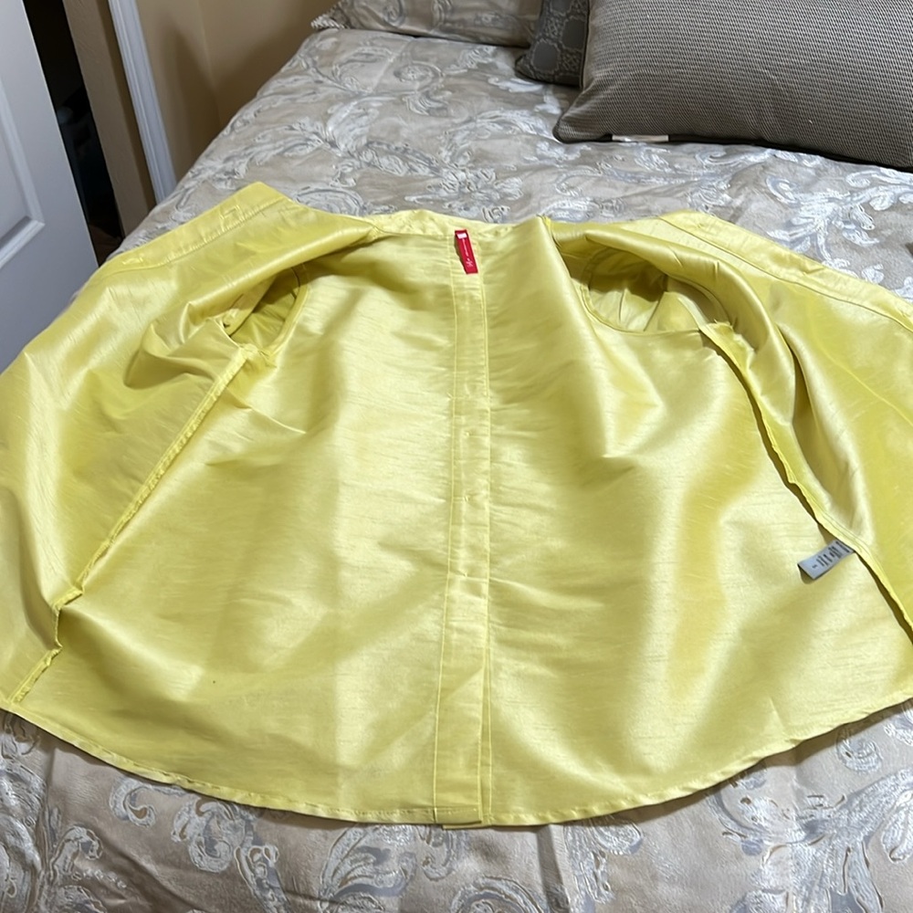 Jacket/Top - Picture 4 of 5